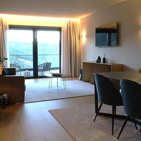 Mw Douro Wine & Spa サンタ・マルタ・デ・ペナギアン エクステリア 写真 A suite at the hotel