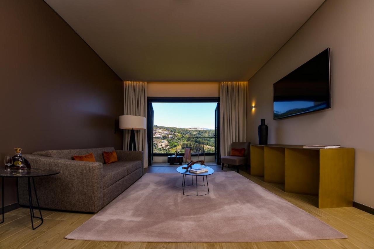 Mw Douro Wine & Spa サンタ・マルタ・デ・ペナギアン エクステリア 写真 A room at the hotel