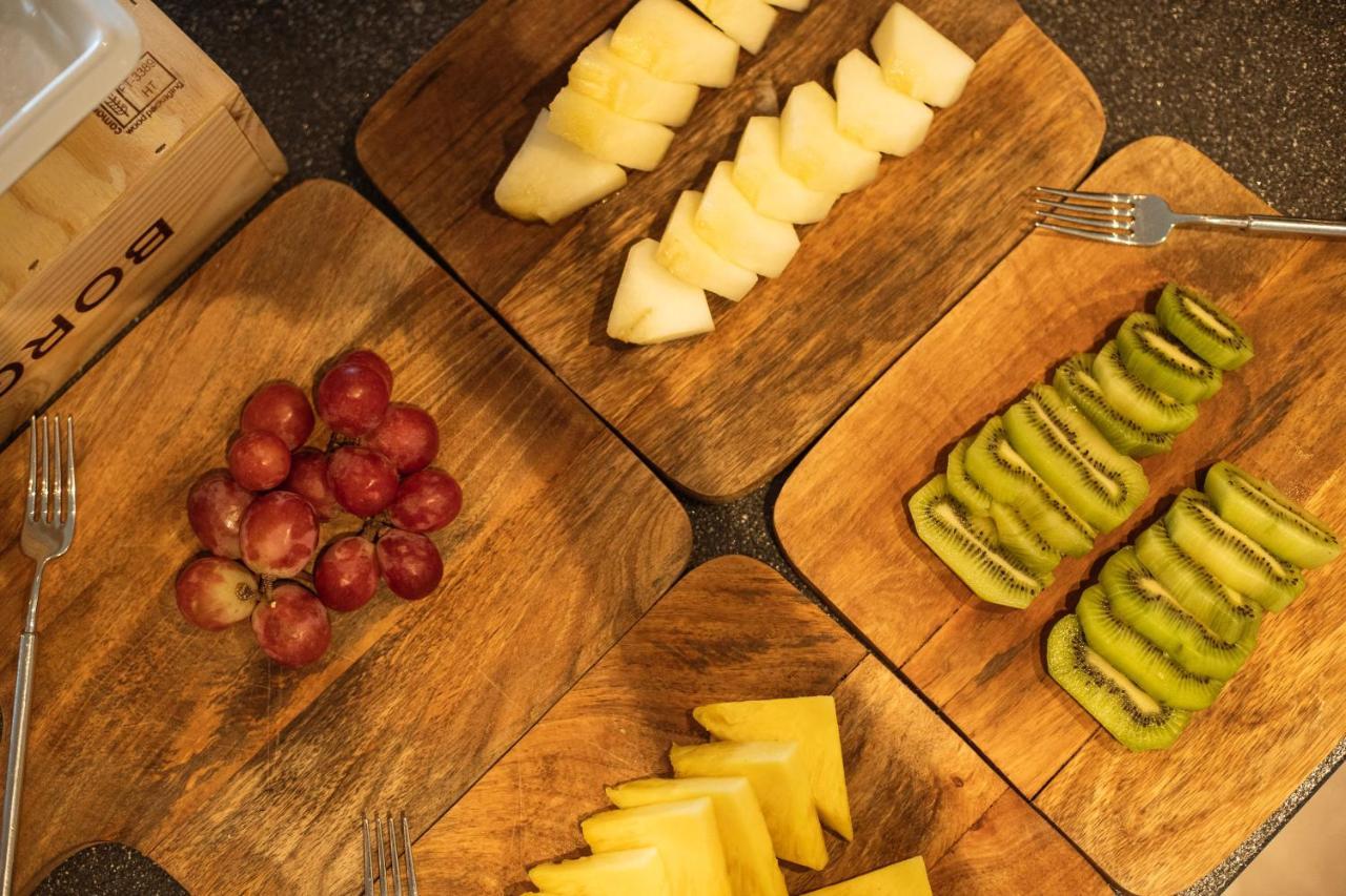 Mw Douro Wine & Spa サンタ・マルタ・デ・ペナギアン エクステリア 写真 Fruit platters