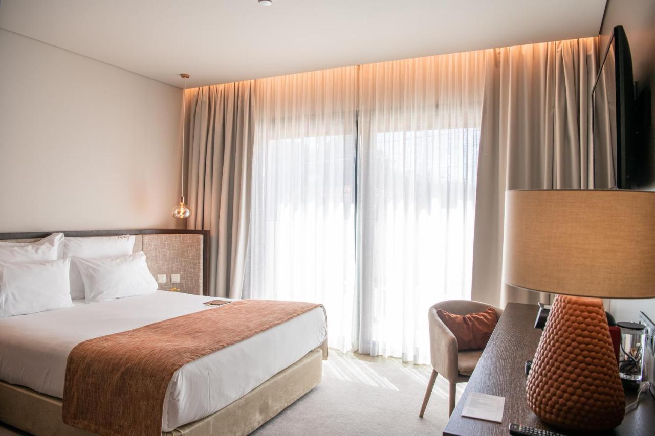 Mw Douro Wine & Spa サンタ・マルタ・デ・ペナギアン エクステリア 写真 A room at the hotel