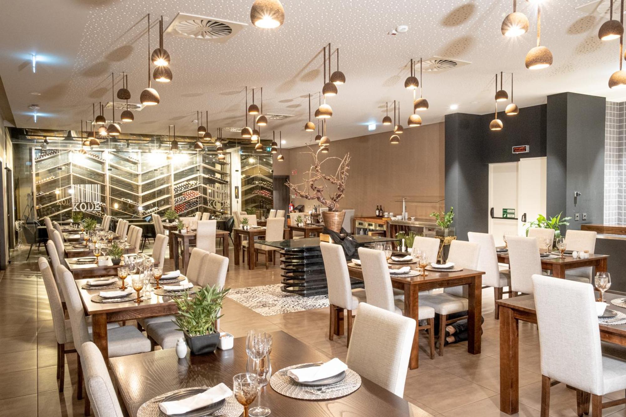 Mw Douro Wine & Spa サンタ・マルタ・デ・ペナギアン エクステリア 写真 The interior of the restaurant