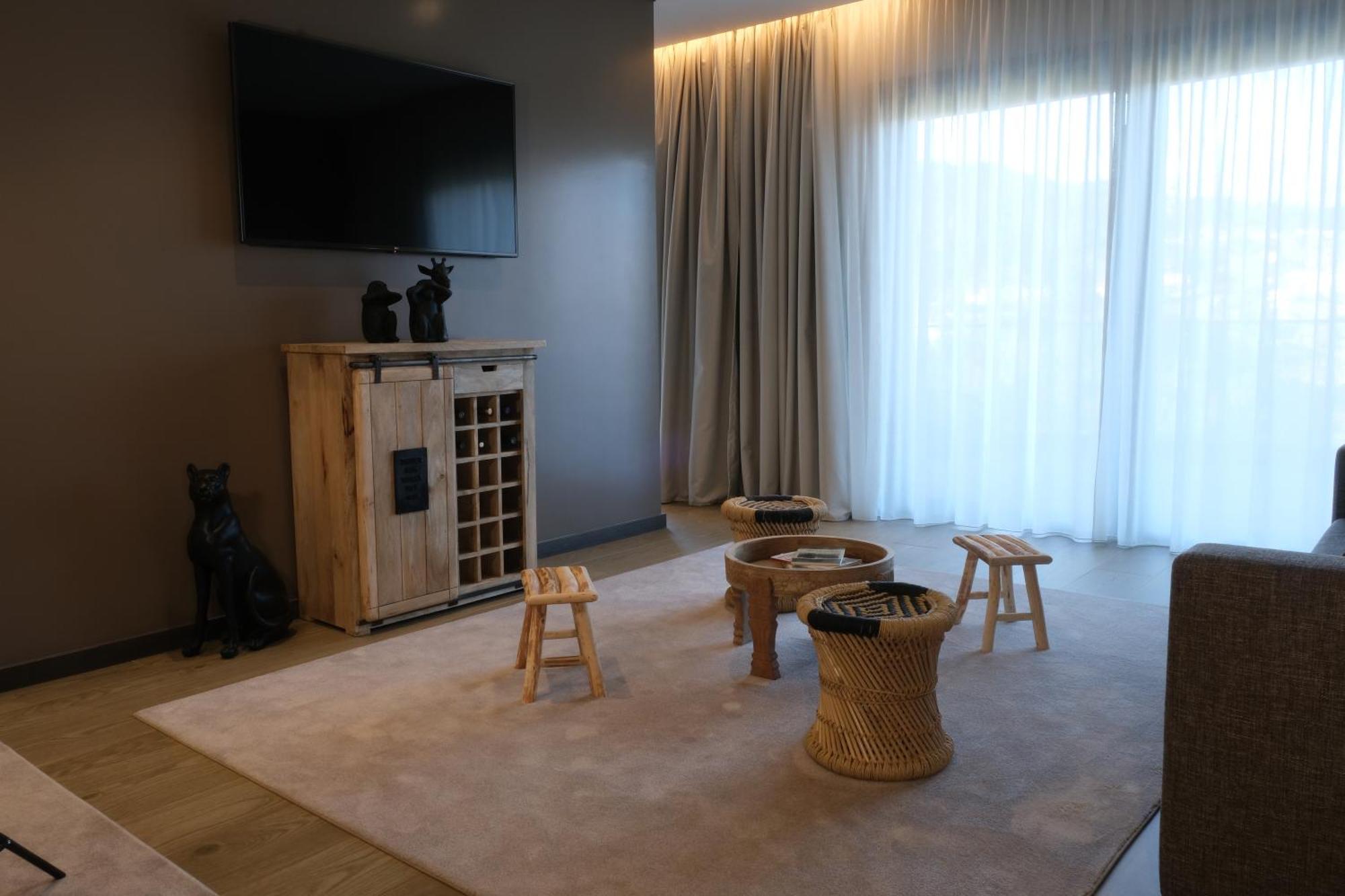 Mw Douro Wine & Spa サンタ・マルタ・デ・ペナギアン エクステリア 写真 A living room at the hotel